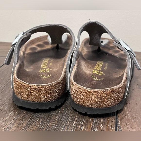 Birkenstock Gizeh Sandals size 36 Women’s size 5 - Picture 7 of 9